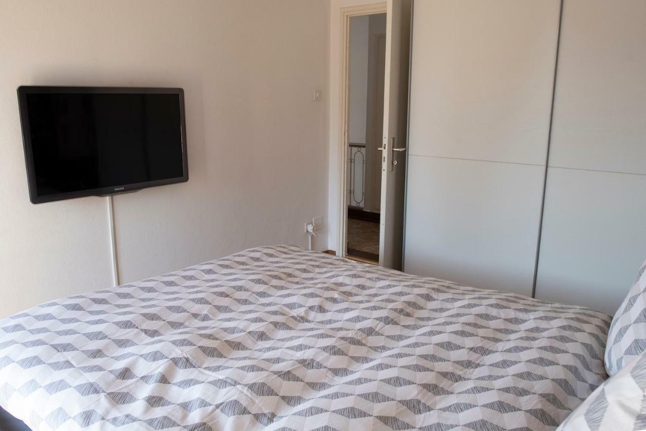 Locarno, Casa Pioda - Nahe Zentrum, Mit Balkon Und Parkplatz Zewnętrze zdjęcie