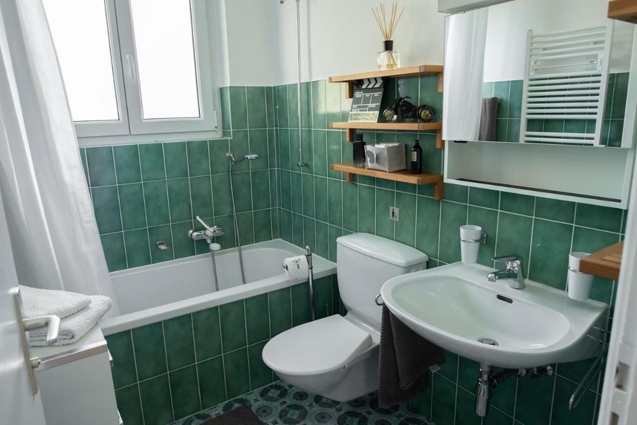 Locarno, Casa Pioda - Nahe Zentrum, Mit Balkon Und Parkplatz Zewnętrze zdjęcie